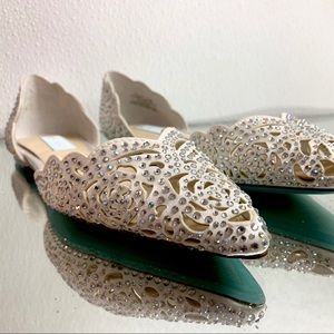 Betsy JohnsonSB-LUCY IvorySatin RhinestonesAccents